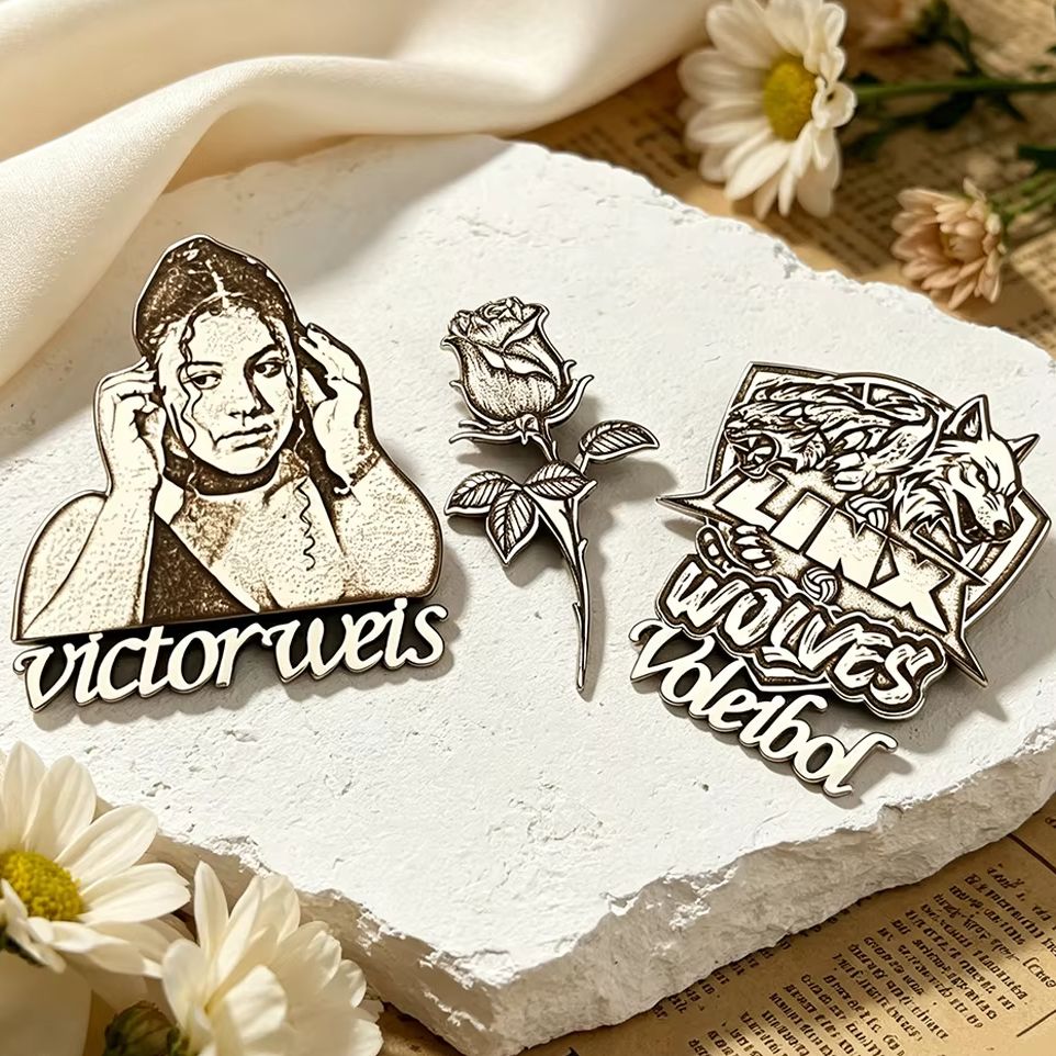 Men Accessories For Birthday Gift - 맞춤형 남성 초상화 장미 사진 브로치