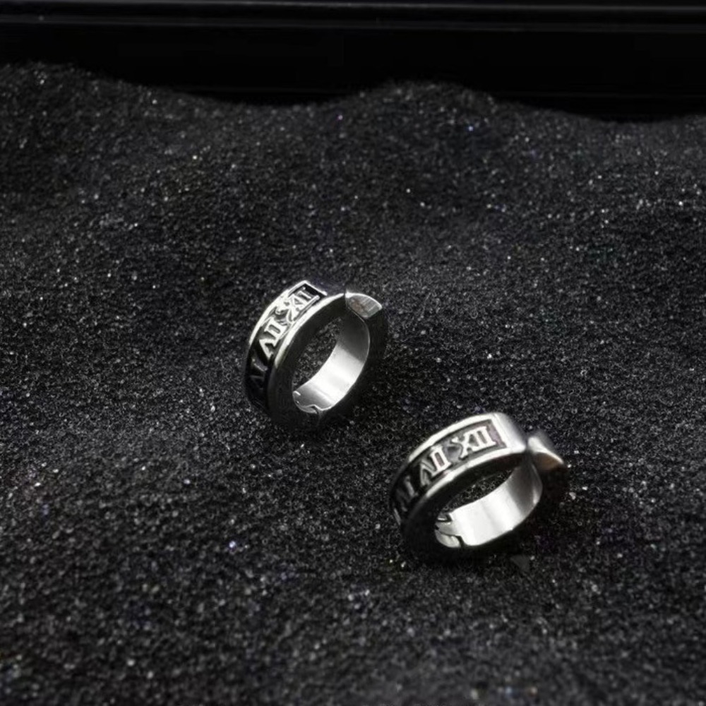 남성용 레트로 로마 숫자 귀걸이 1쌍 - 멋진 룩을 위 - Men Accessories Look 리뷰 및 가격